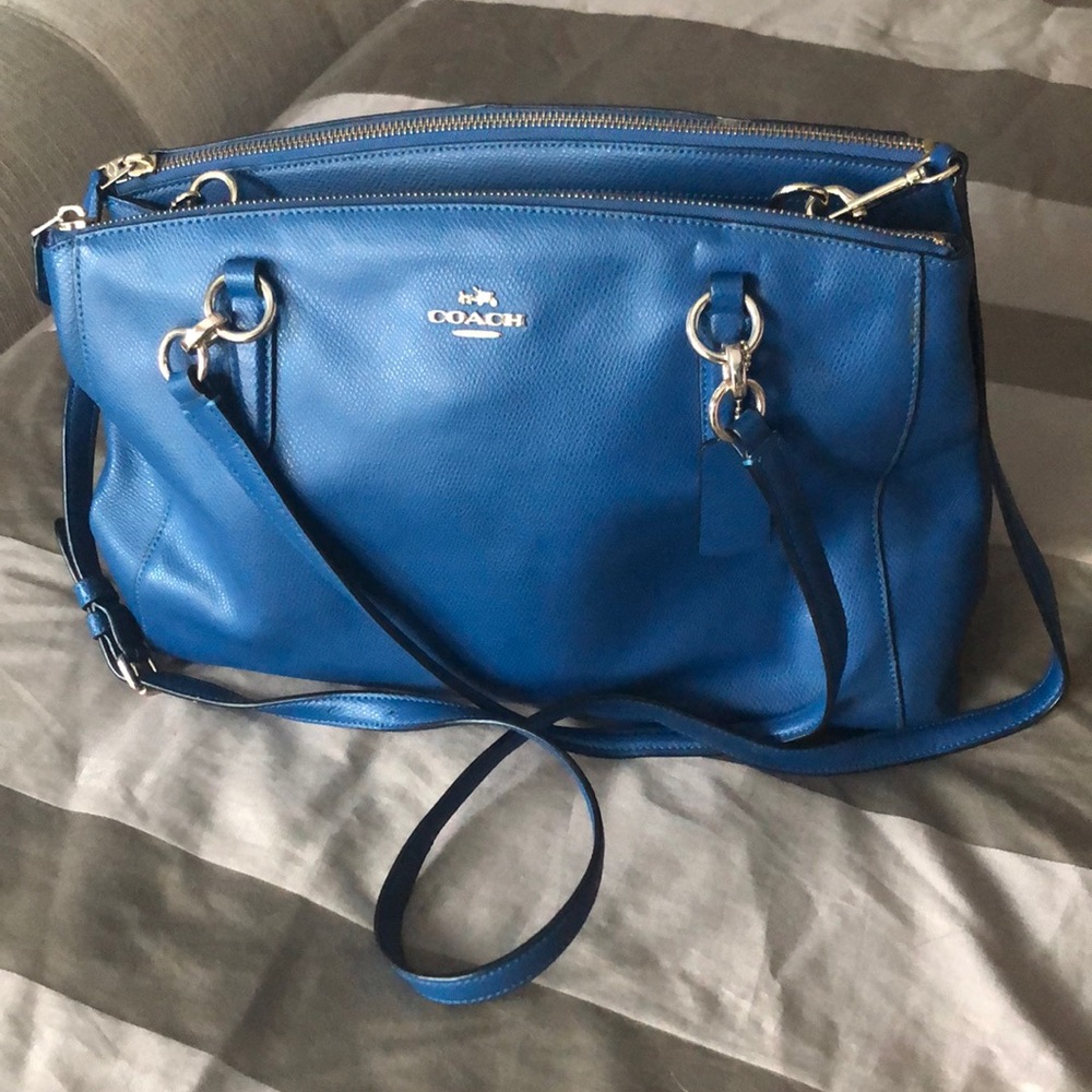 Coach multi compartment handbag